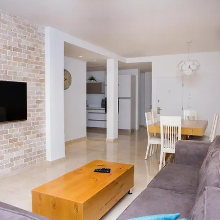 Apartments4You Etsel Bat Yam Exterior photo