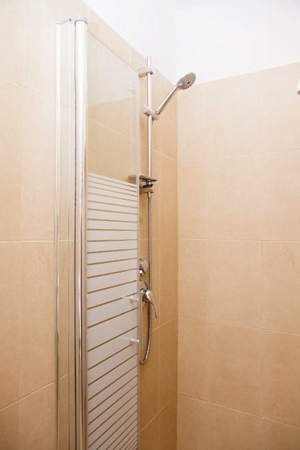 Apartments4you Etsel * Bat Yam